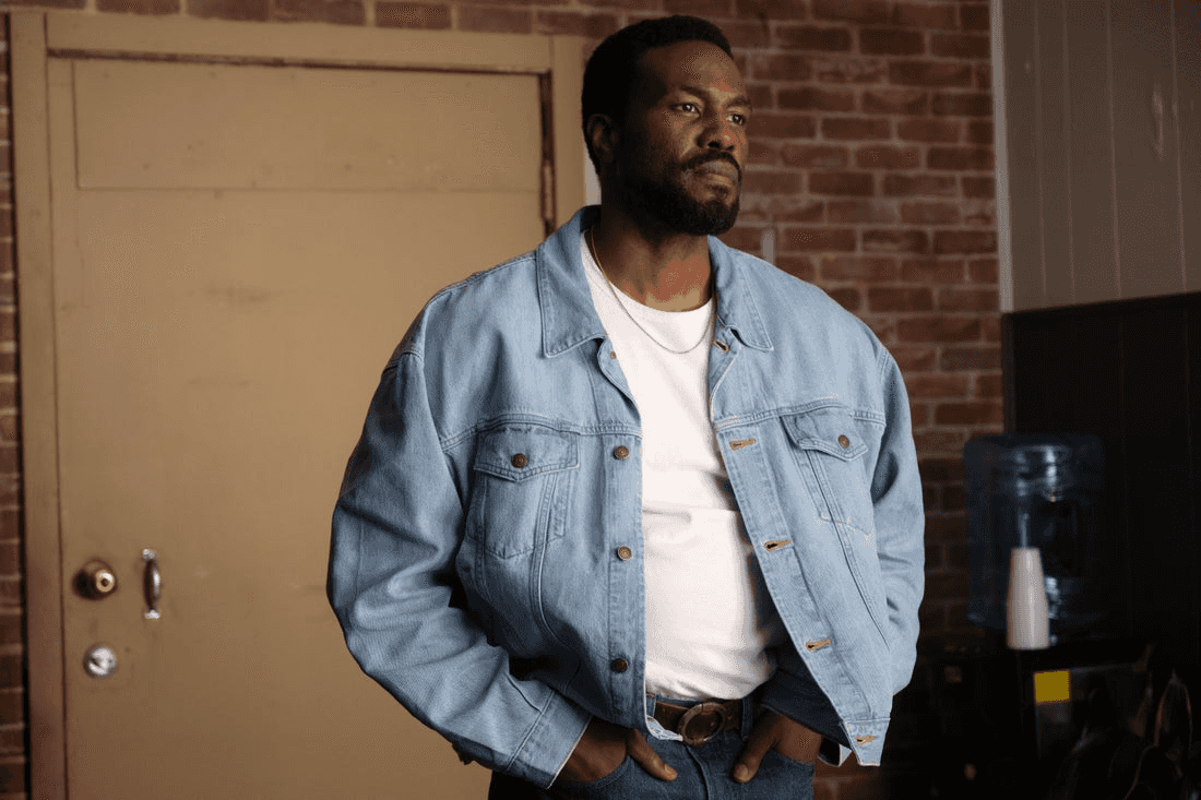 Simon Williams/Wonder Man (Yahya Adbul-Mateen II) in Marvel Television's WONDER MAN, exclusively on Disney+. Photo by Suzanne Tenner. © 2025 MARVEL