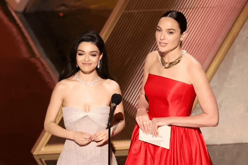 Gal Gadot and Rachel Zegler at the Oscars